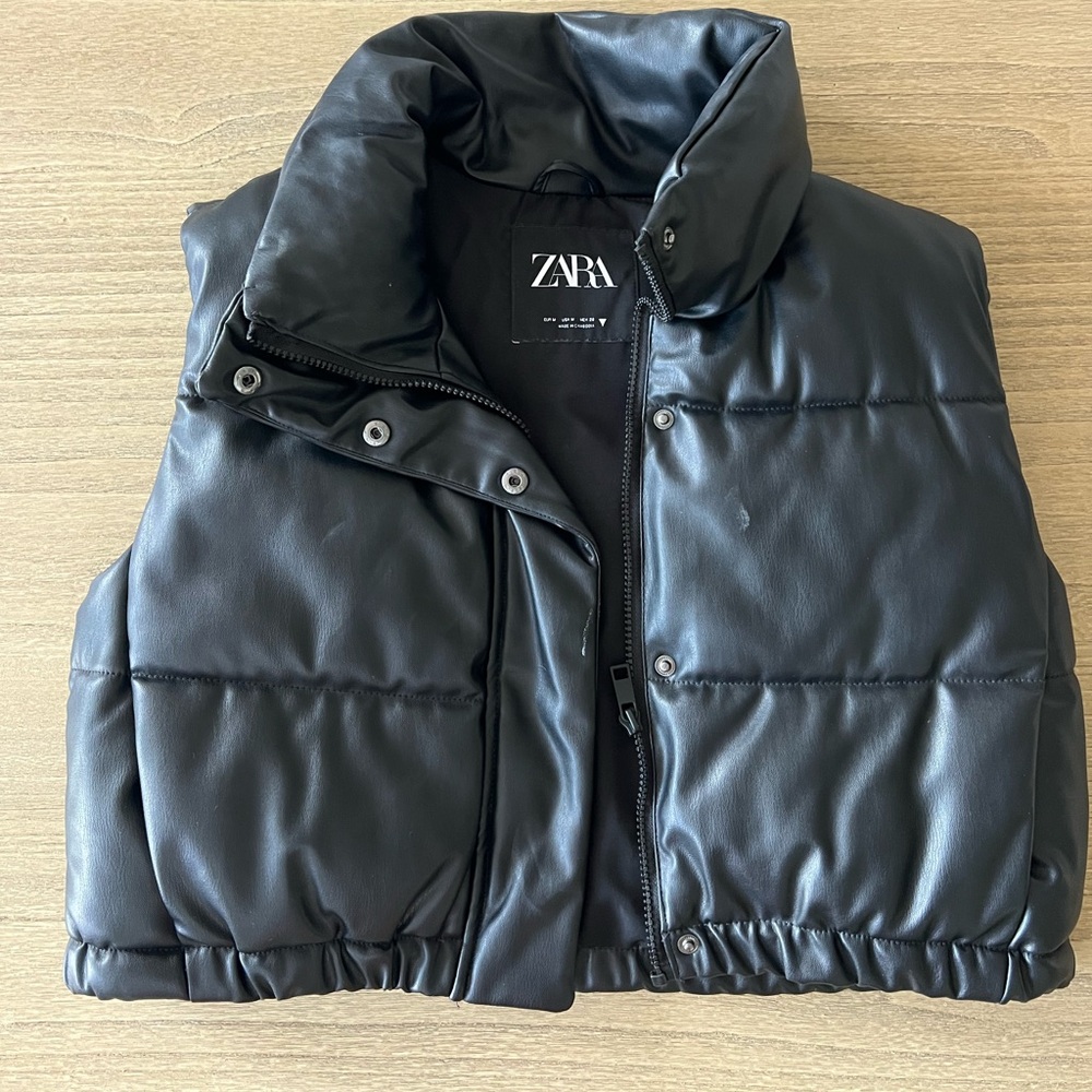 Zara Cropped black vest